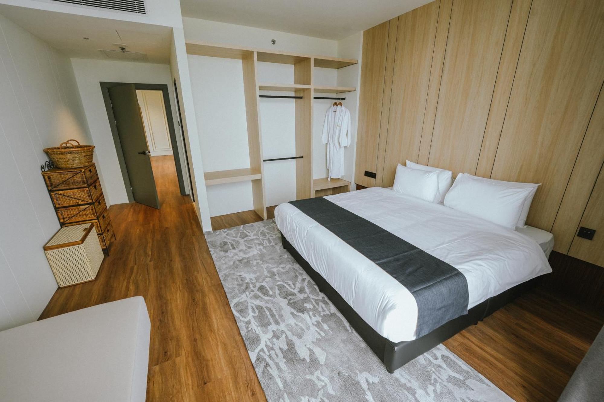Roxy Beach Resort Sematan 외부 사진