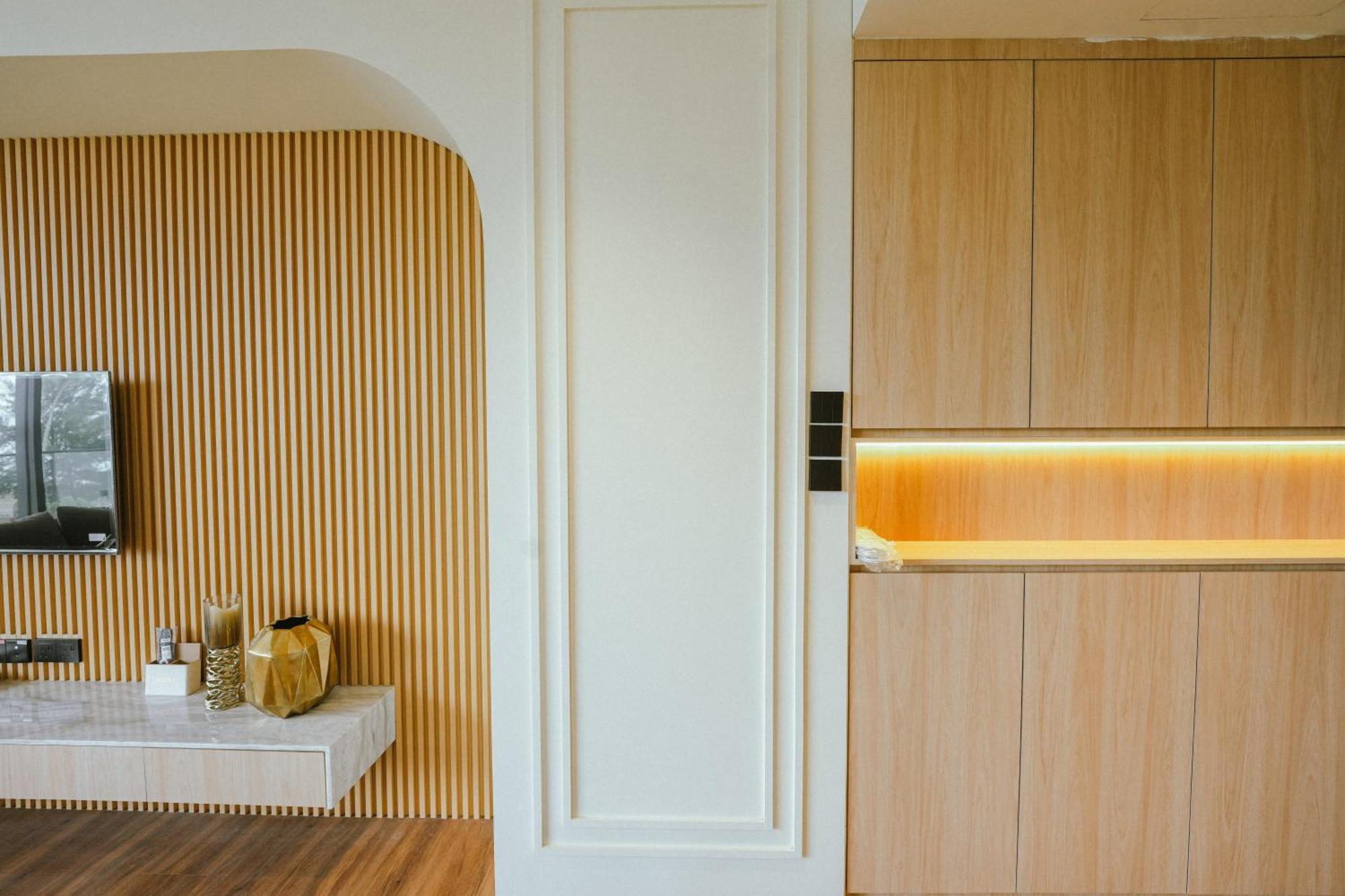 Roxy Beach Resort Sematan 외부 사진